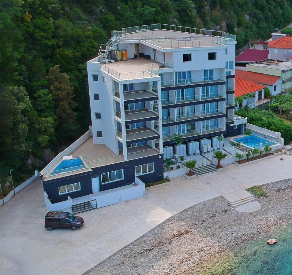 Hotel Vienna Herceg Novi Exterior photo