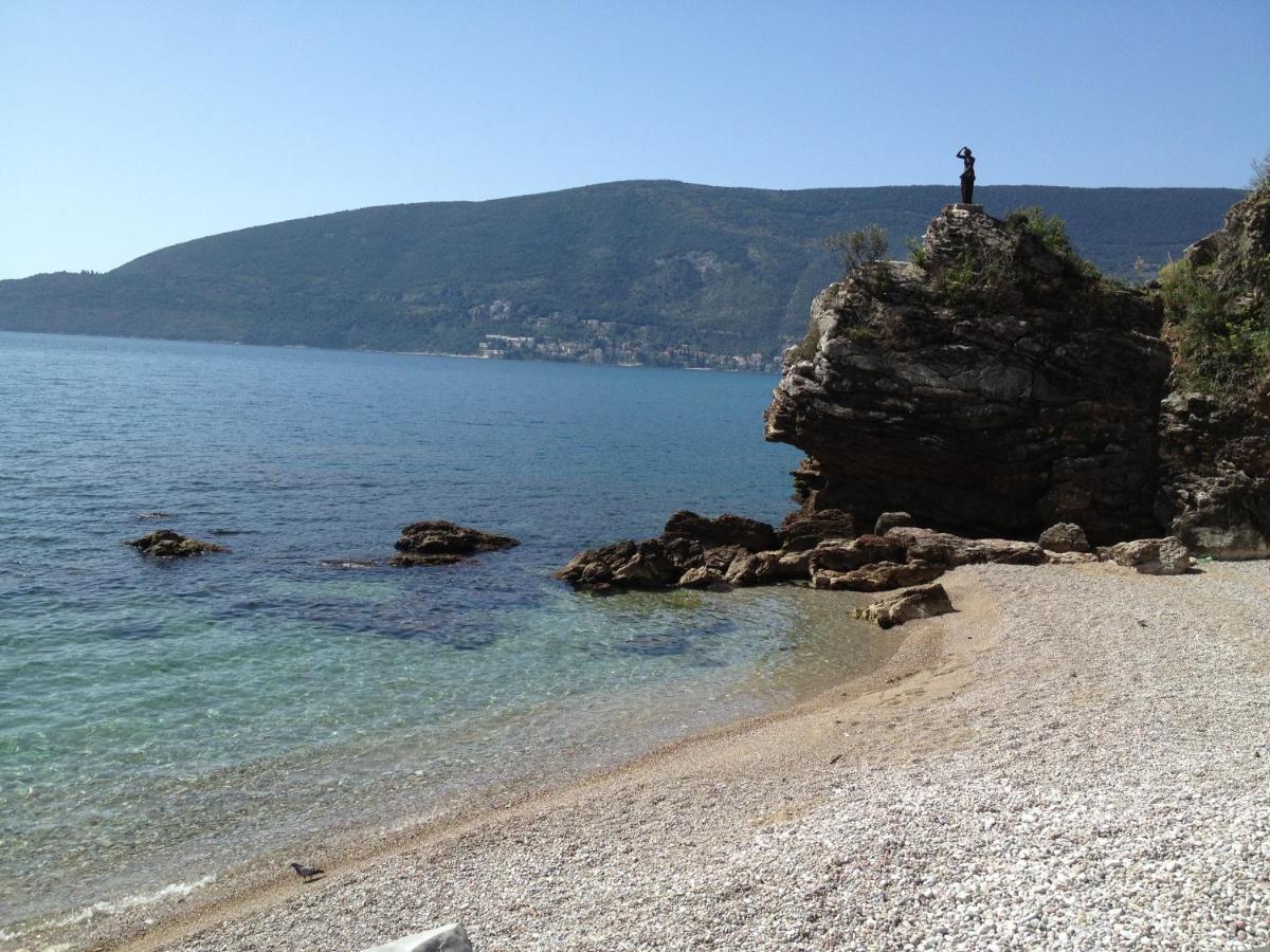 Hotel Vienna Herceg Novi Exterior photo