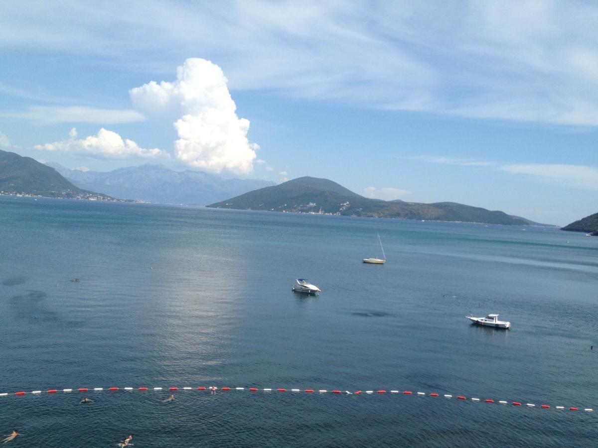 Hotel Vienna Herceg Novi Exterior photo