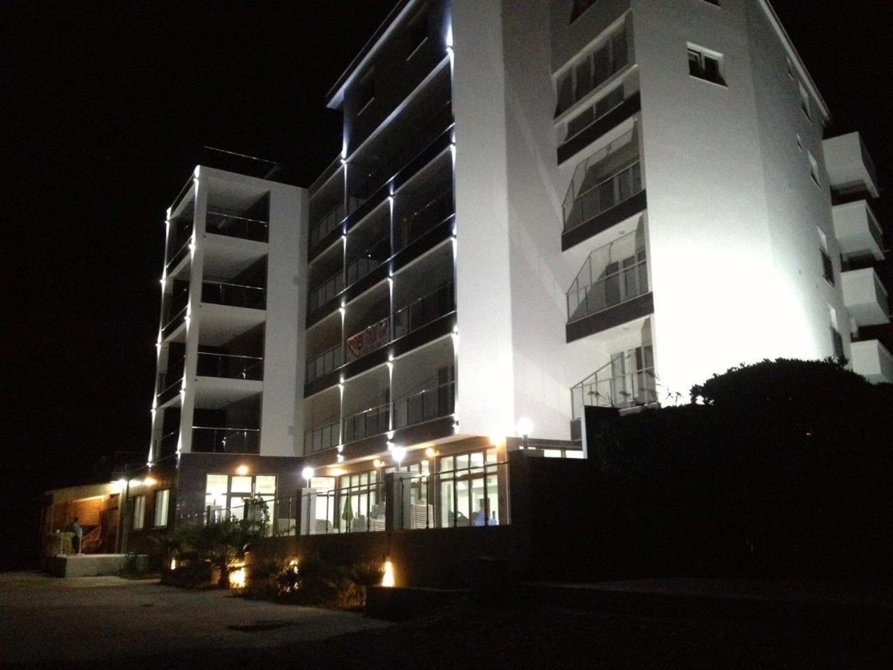 Hotel Vienna Herceg Novi Exterior photo